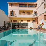 Cozy 3 Guest With Pool * Santa Teresa Gallura