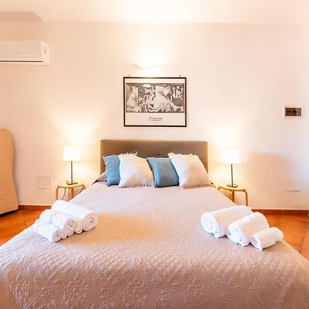 Cozy 3 Guest With Pool Santa Teresa Gallura