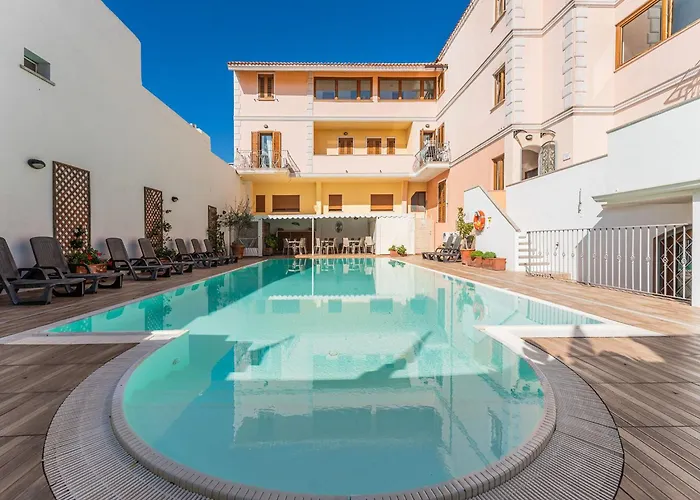 Cozy 3 Guest With Pool Apartman