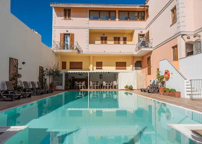 Cozy 3 Guest With Pool * Santa Teresa Gallura
